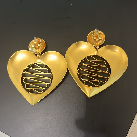 Zara Heart Earrings - Picture 2 of 4